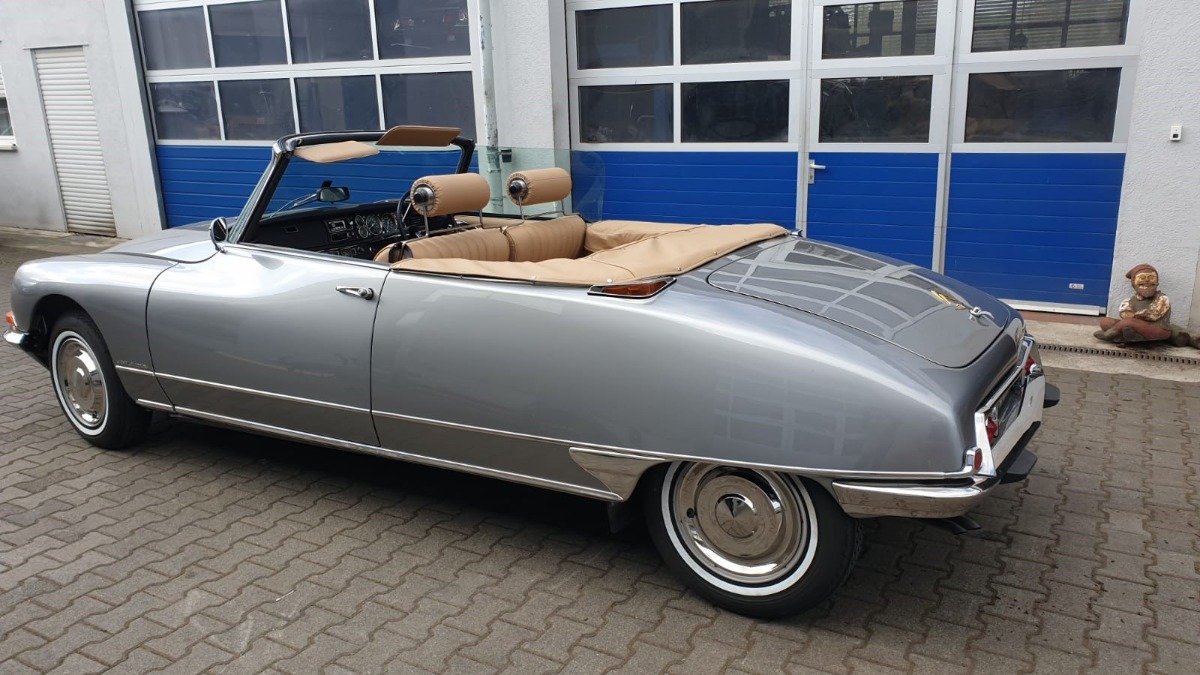 1970 Citroen DS Image 2